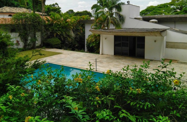 Amazing House in Morumbi - SAO008
