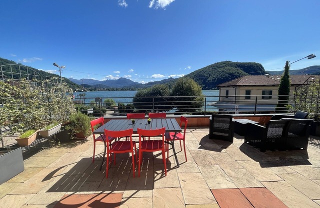 Amazing Lakeview Terrace apartment with a panoramic view of Lake Lugano