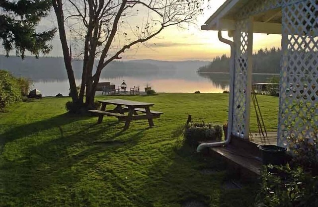 AMAZING LAKE VIEW! Relaxing and natural house Enjoy the best comfort and nature.