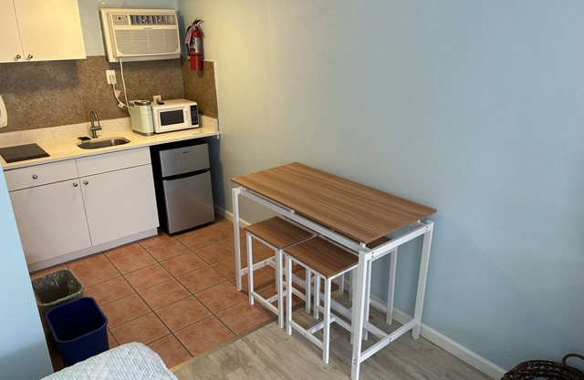 Amazing location 2 min from the beach and boardwalk!