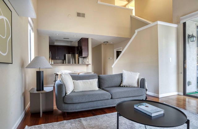 Amazing Mission Valley 2BR, w/Gym & Pool, by Blueground