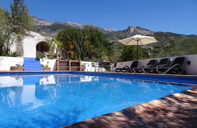 Amazing mountain views: Private rural villa in Andalucia with own pool. Sleeps 6