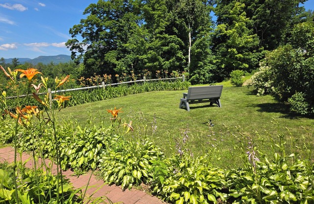 Amazing mountain views in scenic Intervale