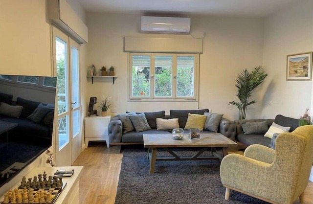 Amazing New Boutique Apartment with Balcony @ Carmel Center by Casa Carmel