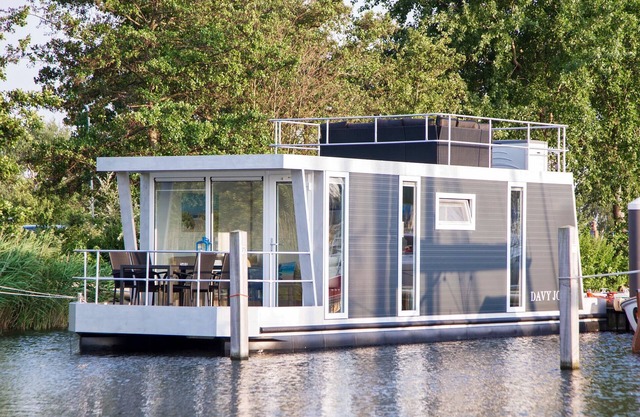 Amazing ship in Almere with lake view