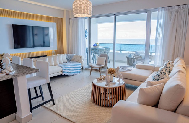 Amazing & Solemn Ocean & Beach Front Apartment in Juan Dolio with a Huge Balcony