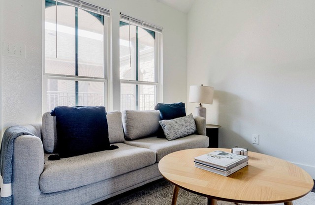 Amazing South Congress 1BR w/Air Conditioning & W/D, by Blueground