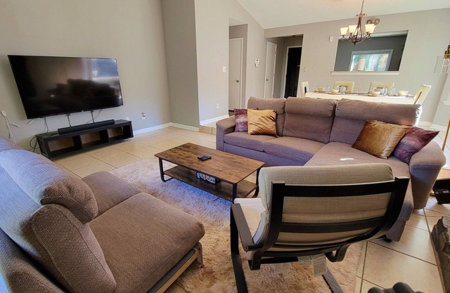 ⭐️⭐️ Amazing Spacious Home, Perfect ATL Location ⭐️⭐️