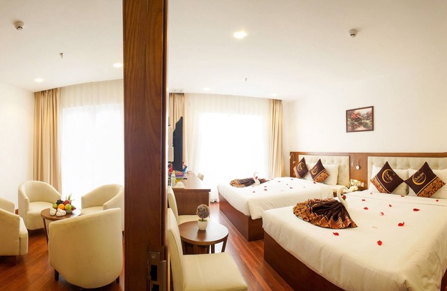 AMAZING STAY IN DA NANGS BEST AREA| JUST RENOVATED