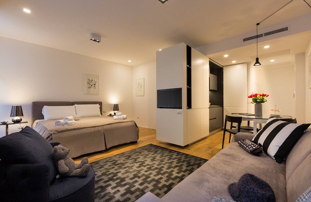 Amazing Suite Piazza Venezia Suite Int. 2