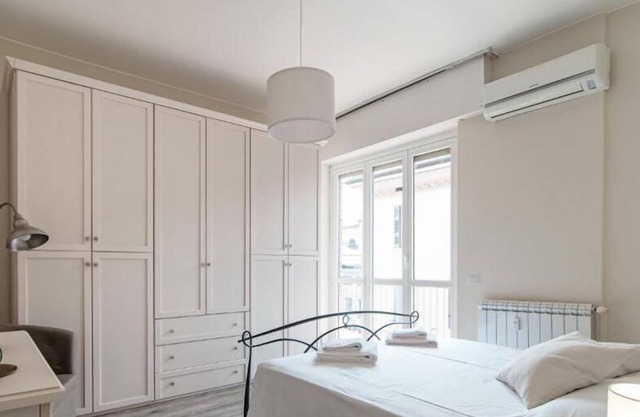 Amazing suite with private parking in Como