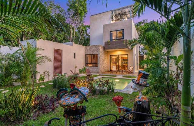 Amazing Tulum Villa w/Pool in Exclusive Secured Community, Near Ruins & Beach