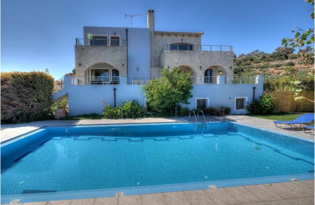 Amazing Villa Arios