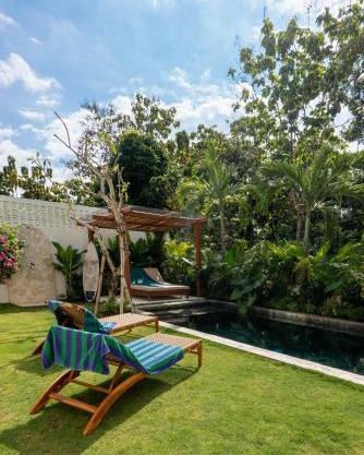 Amazing Villa close to Balangan beach with private pool and view