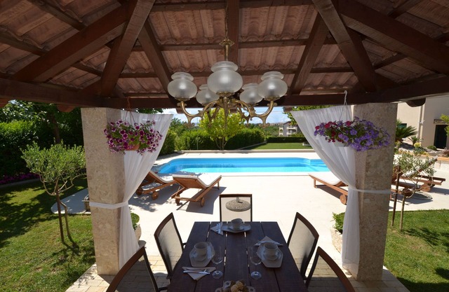 Amazing villa near Split with private pool and playground!