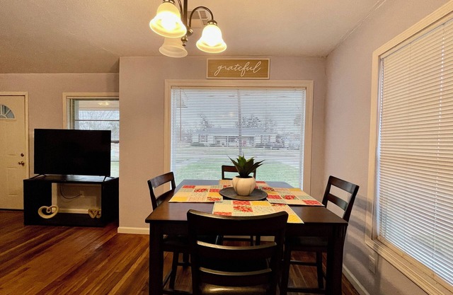 Amazingly clean, unique and spacious 4 Bedroom home near Casinos