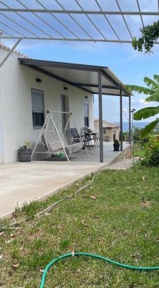 Ambelakia Bungalow