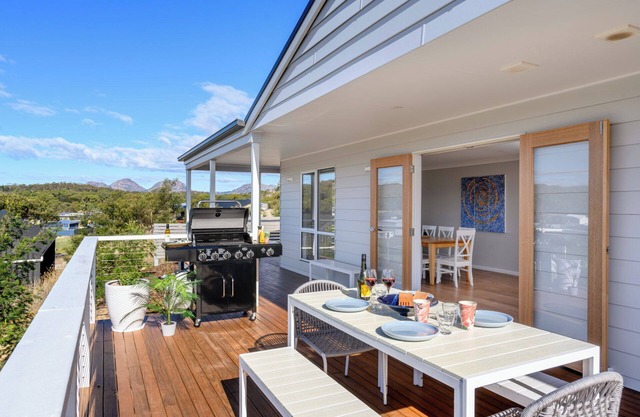 Ambience - Freycinet Holiday Houses