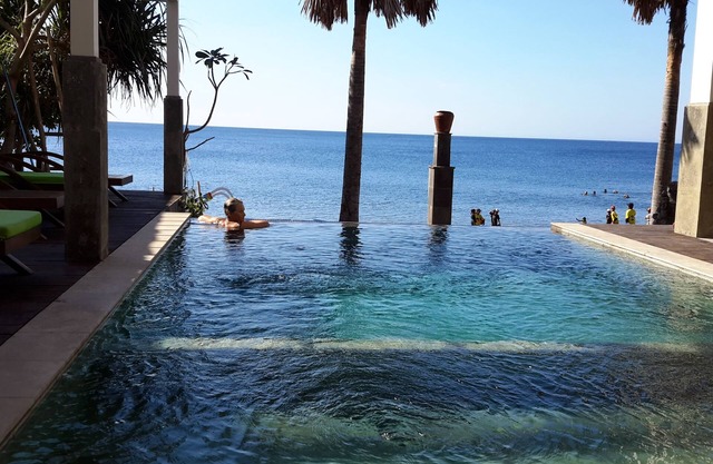 Amed Beach Villa