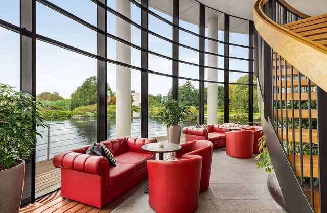 Amedia Amsterdam Airport, Trademark Collection by Wyndham