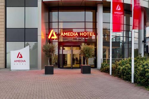 Amedia Amsterdam Airport Schiphol, Trademark Collection by Wyndham