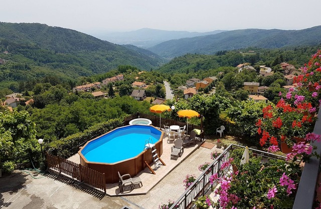 Amelia Dream View