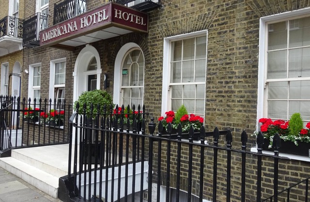 Americana Hotel
