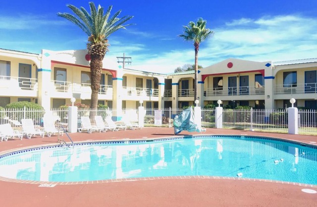 Americas Best Value Inn Beaumont