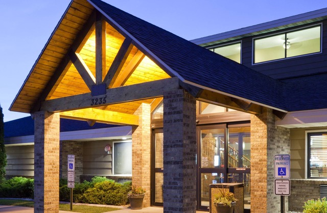 AmericInn by Wyndham Bismarck