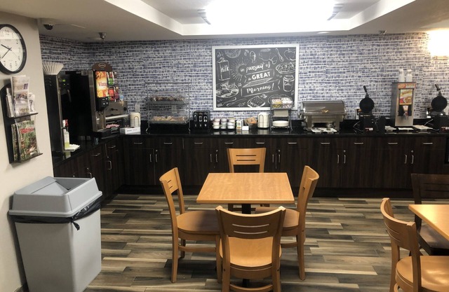AmericInn by Wyndham Crookston U of M Crookston