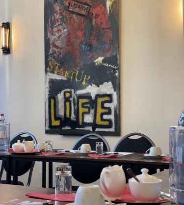 Amical Hotel