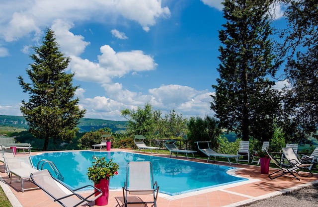 AMORE RENTALS - Villa Il Giardino with Private Swimming Pool, Garden, Ideal for Weddings