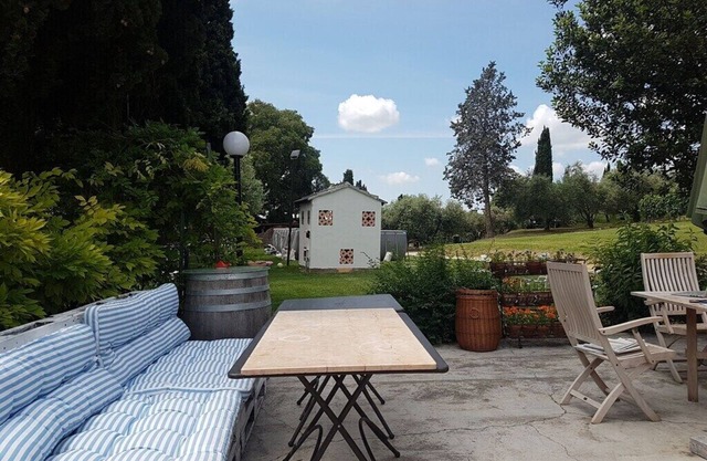Ampio Appartamento con Giardino e Patio tra i Vigneti
