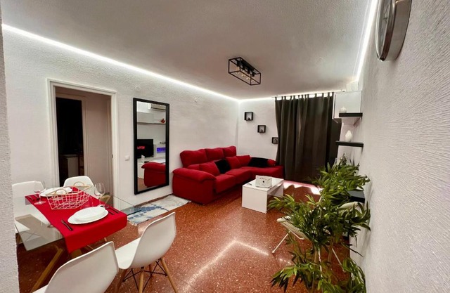 Amplio apartamento familiar con parking privado en pleno centro de Córdoba