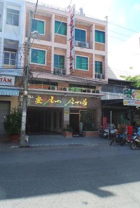 An An Hotel