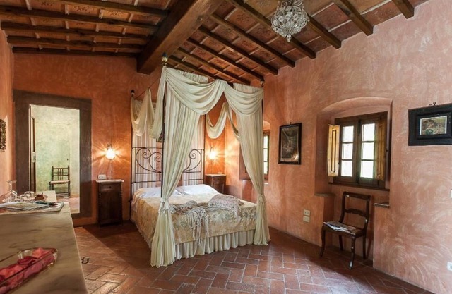 An authentic, rural Tuscan escape, with excellent access to Florence