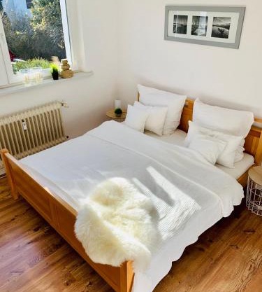An der Uniklinik, Apartment mit eigener Küche und renoviertem Badezimmer, Zentrale Lage