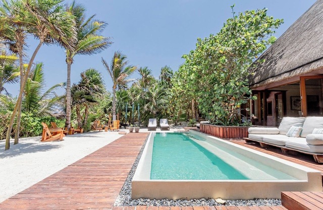 ANANA Casa Cantarena | Beachfront & Meals included