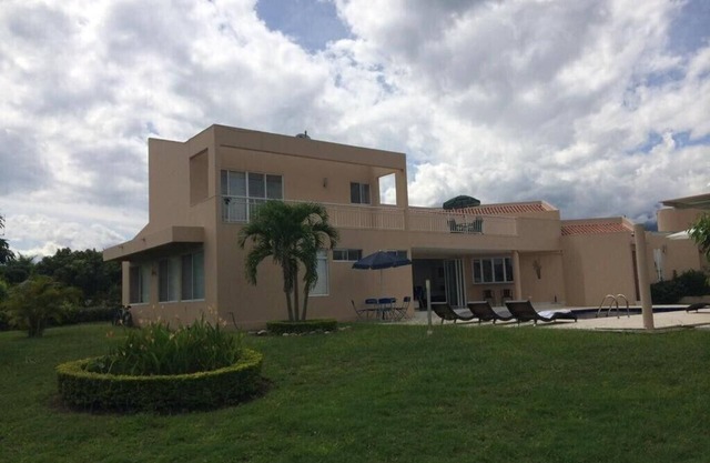 Anapoima House
