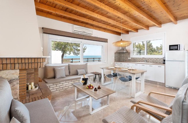 ANASTASIOS HOUSE STEGNA