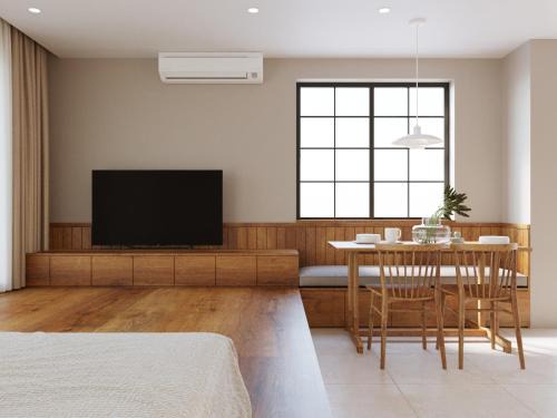 Ancient Town Apartments-Boutique Design with Balcony-Free Laundry Everyday