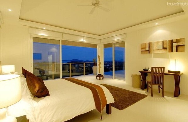 Andaman View: Seaview, 5 Bedroom, Private Pool, sleeping 15 guests, maid/cook