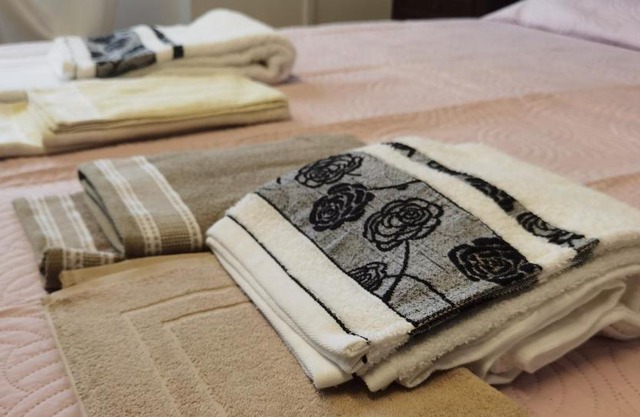 Angela Home - Rooms