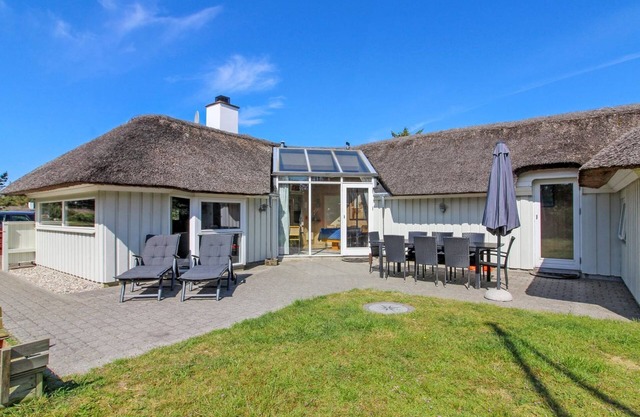 "Angelika" - 1.6km from the sea by Interhome