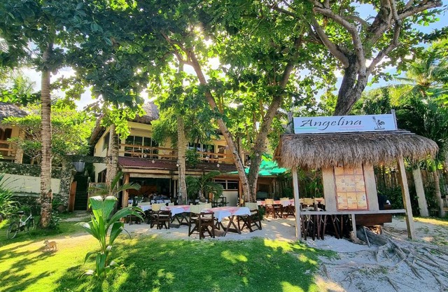 Angelina Beach Resort & Italian Restaurant Malapascua