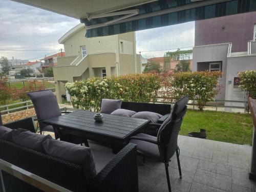 Angelo Apartments