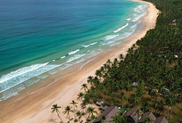 ANGKLA Beach Club & Boutique Resort