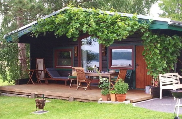 Anne's holiday home by the lake