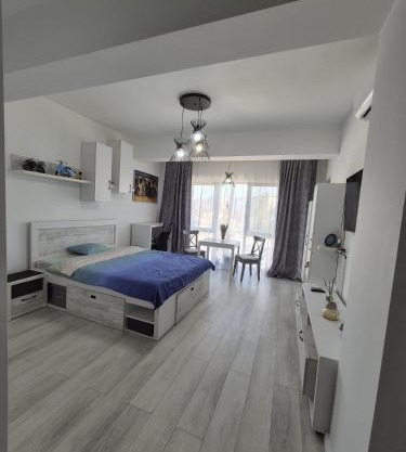 Antiaeriana Sunhouse