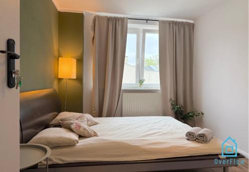 Antique Room - Charming Place, 15 Minutes to Gdańsk Old Town & Seaside